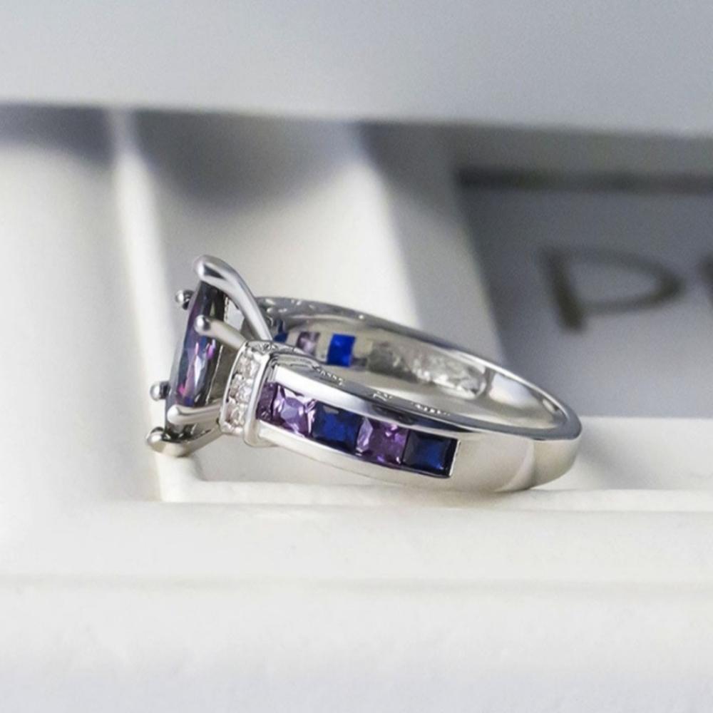 Ring - Picture 2 of 4